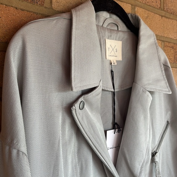 NWT Thread & Supply women’s cotton blend Gray Textured Fabric jacket Large - Picture 2 of 8